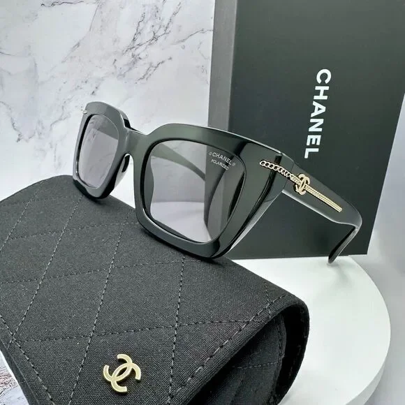 New CHANEL Sunglasses - Picture 9 of 16
